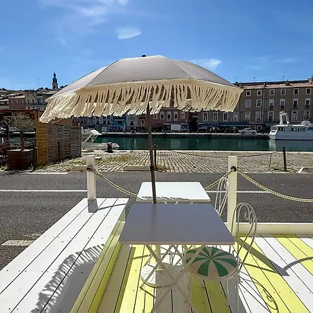 L'orque Bleue Sète