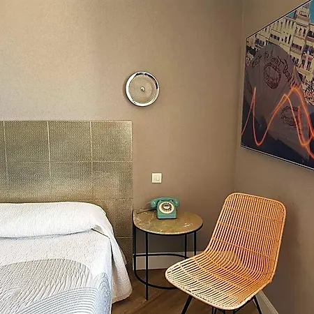 Hotel L'orque Bleue