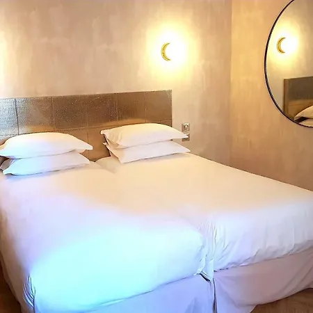 Szálloda L'orque Bleue 3*
