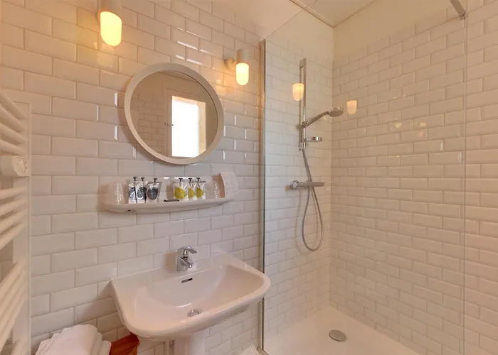 Hotel L'orque Bleue 3*