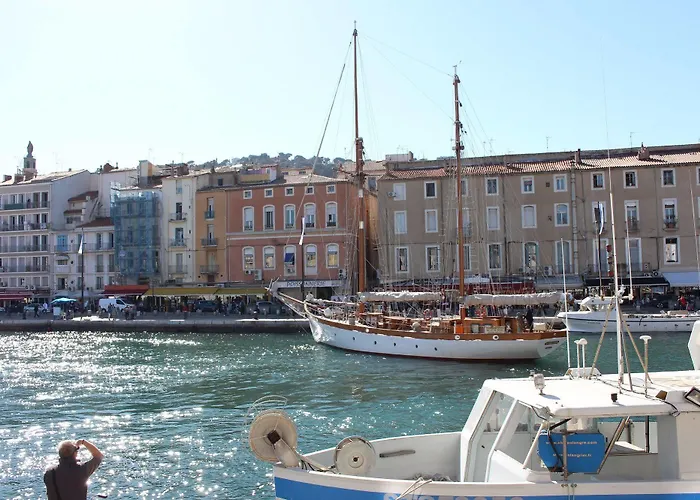 L'orque Bleue 3* Sète